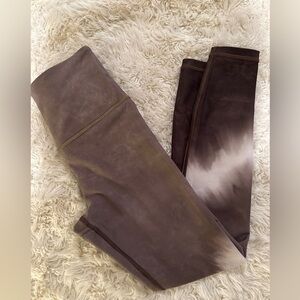 Athleta tie dye leggings